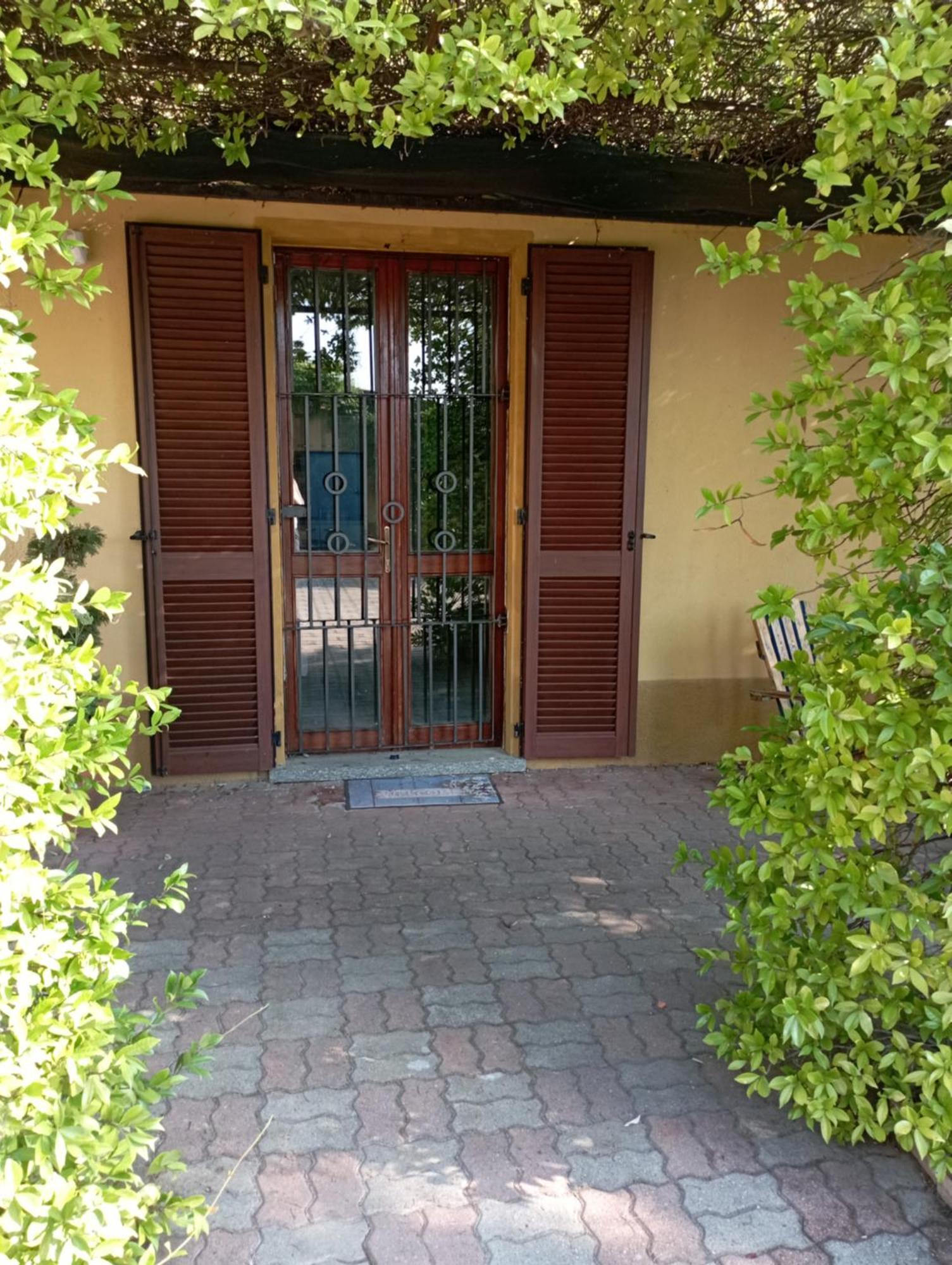 Casa Vacanza Il Colle Del Vento Calosso ภายนอก รูปภาพ