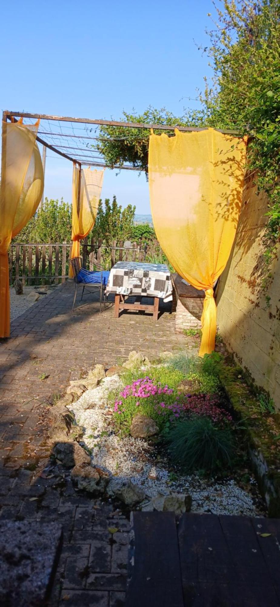 Casa Vacanza Il Colle Del Vento Calosso ภายนอก รูปภาพ